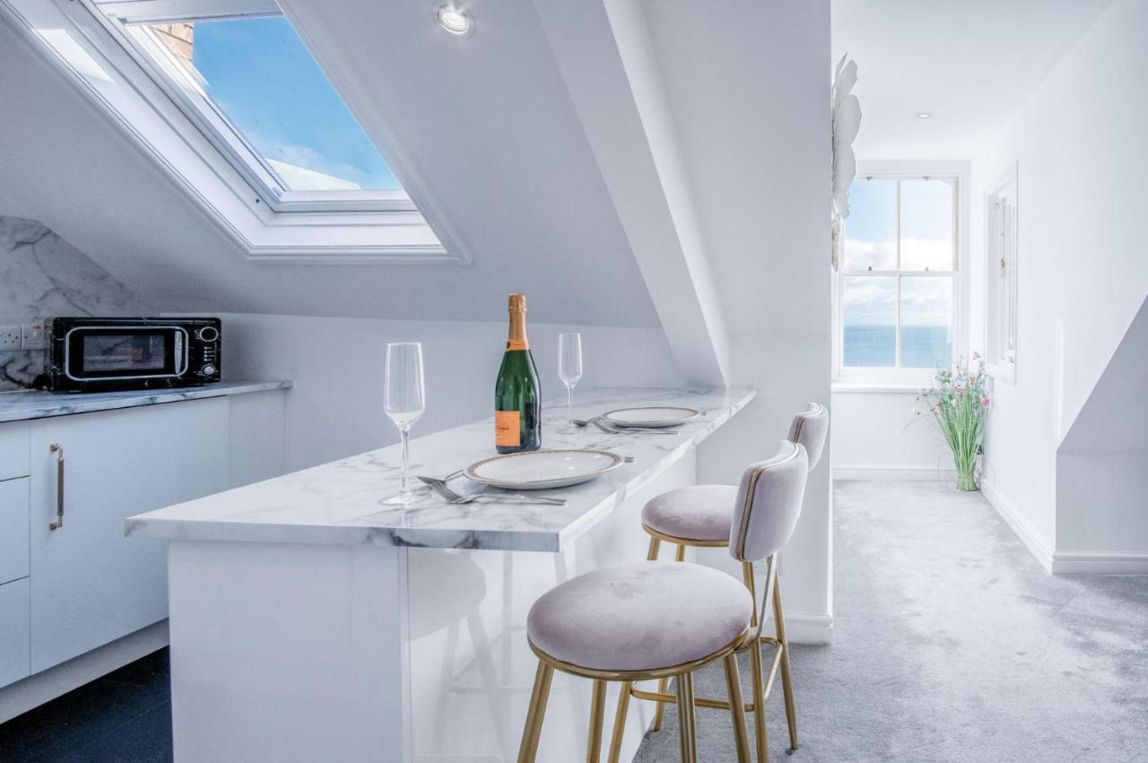 The Penthouse - Luxury 1 Bed - Panorama - Tenby Eksteriør bilde
